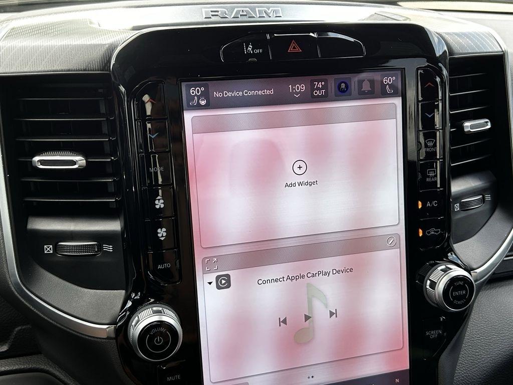 RAM 1500 Big Horn Crew Cab SWB 4WD 2025