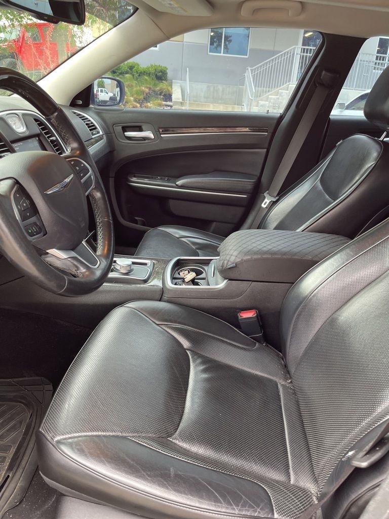 Chrysler 300 Limited RWD 2019