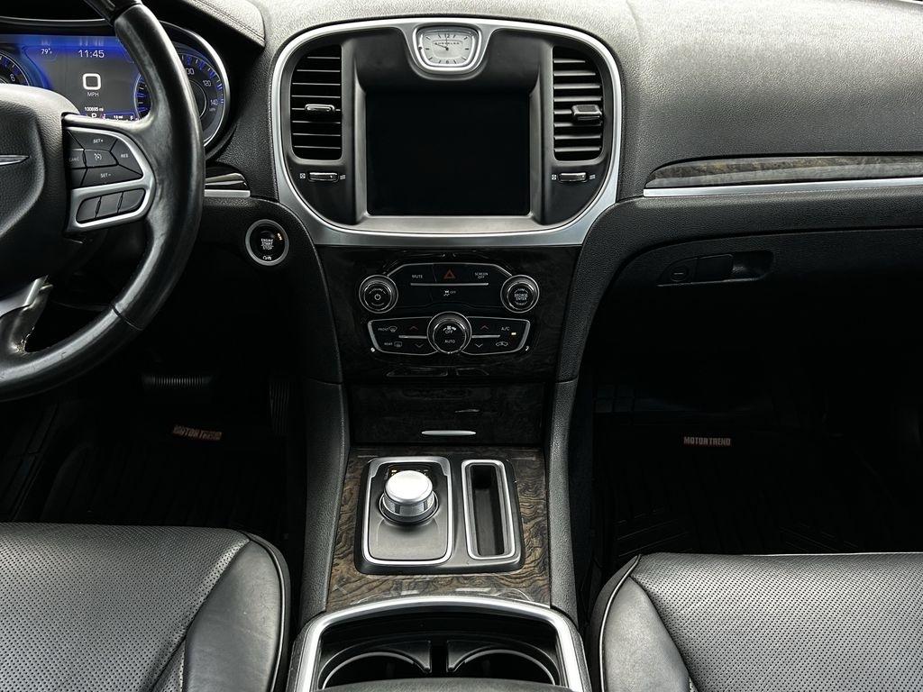 Chrysler 300 Limited RWD 2019