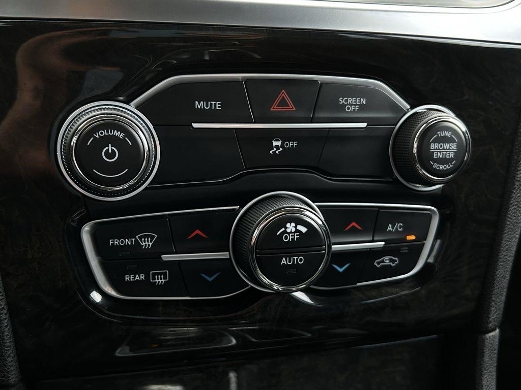 Chrysler 300 Limited RWD 2019