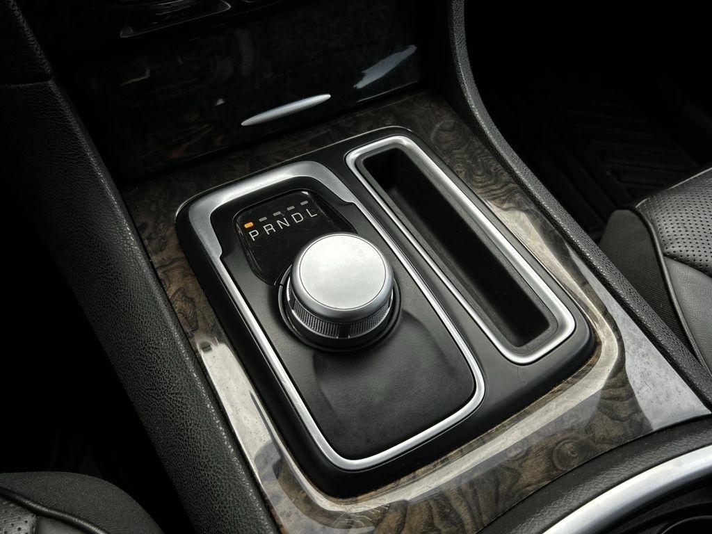 Chrysler 300 Limited RWD 2019