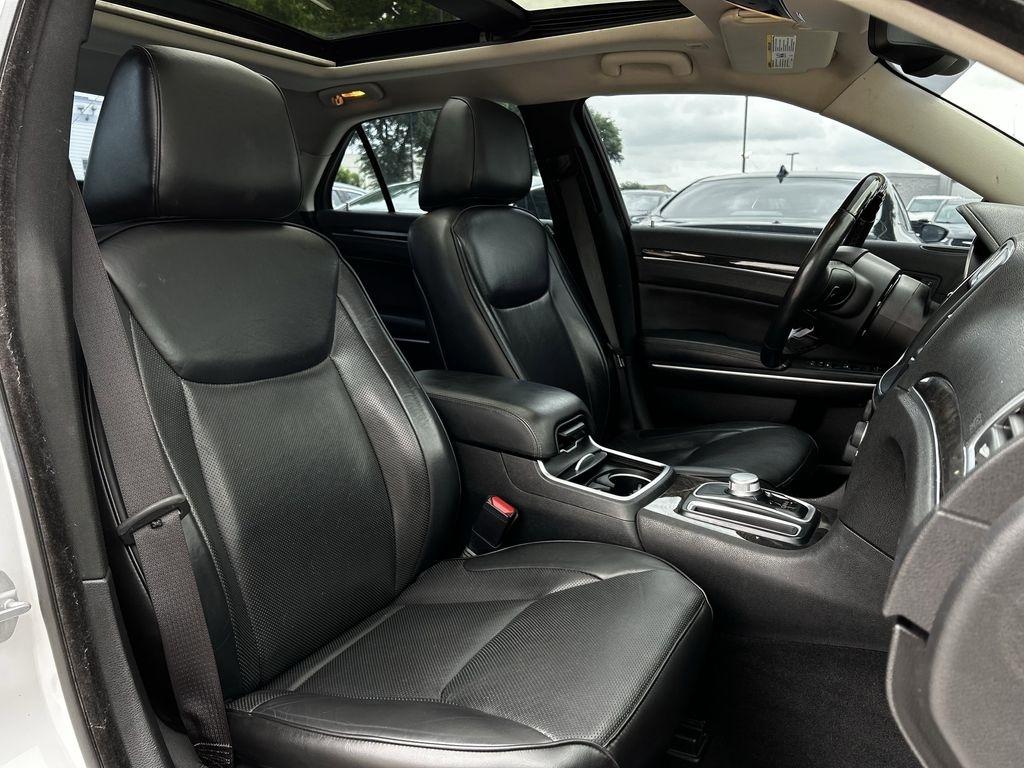 Chrysler 300 Limited RWD 2019