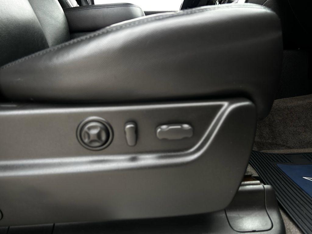 Chevrolet Tahoe LTZ 2WD 2008