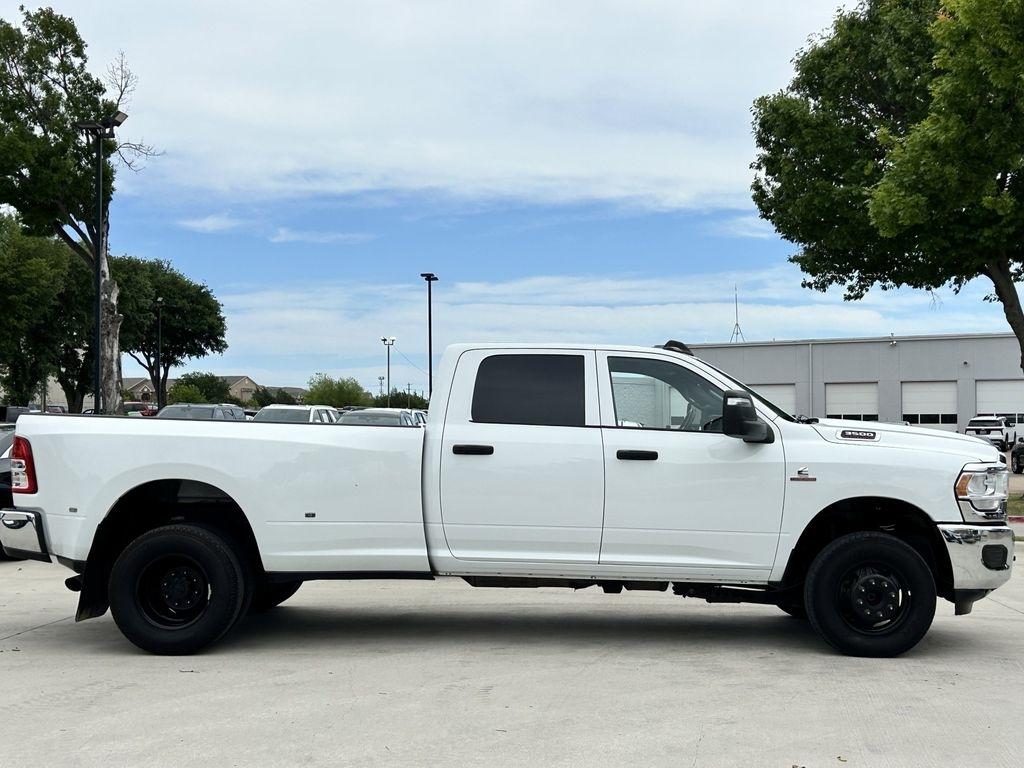 RAM 3500 Tradesman Crew Cab 4WD DRW 2024