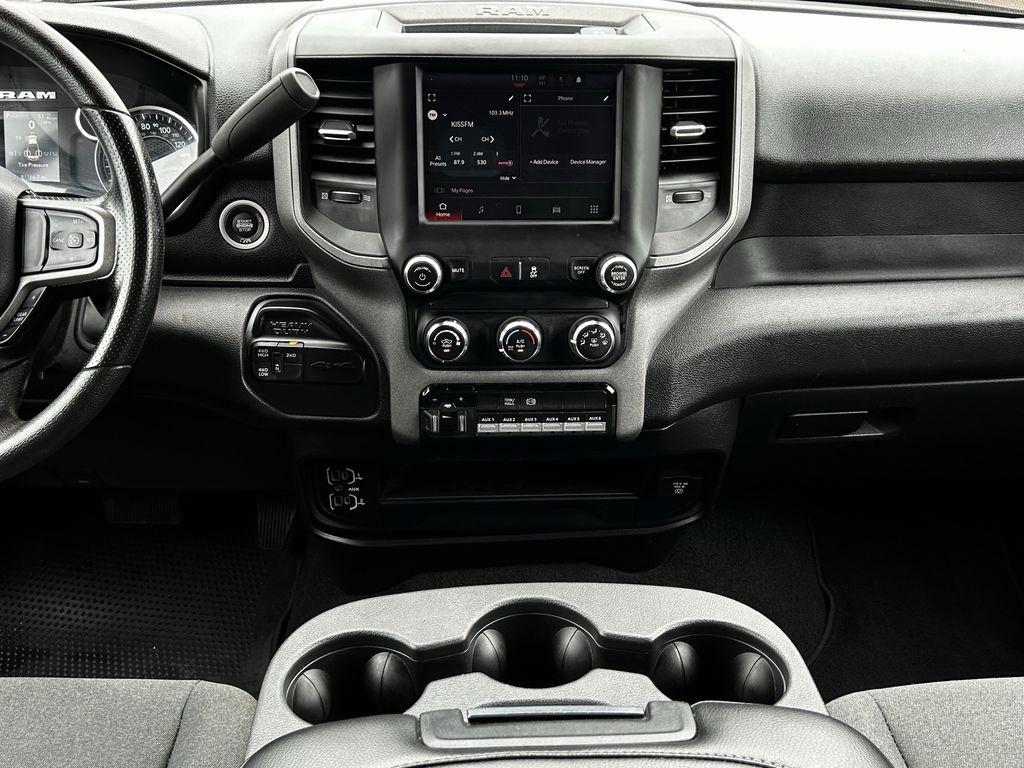 RAM 3500 Tradesman Crew Cab 4WD DRW 2024