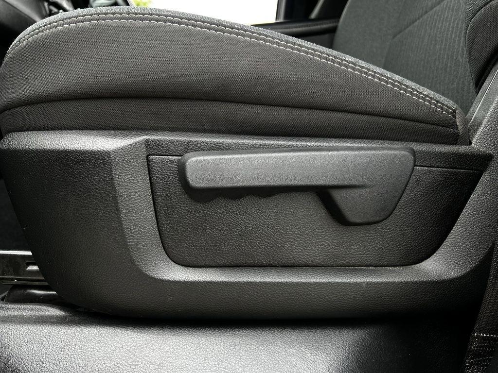 RAM 3500 Tradesman Crew Cab 4WD DRW 2024