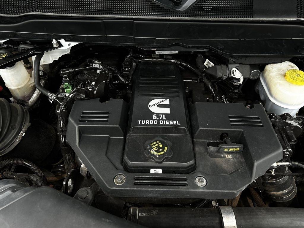 RAM 3500 Tradesman Crew Cab 4WD DRW 2024