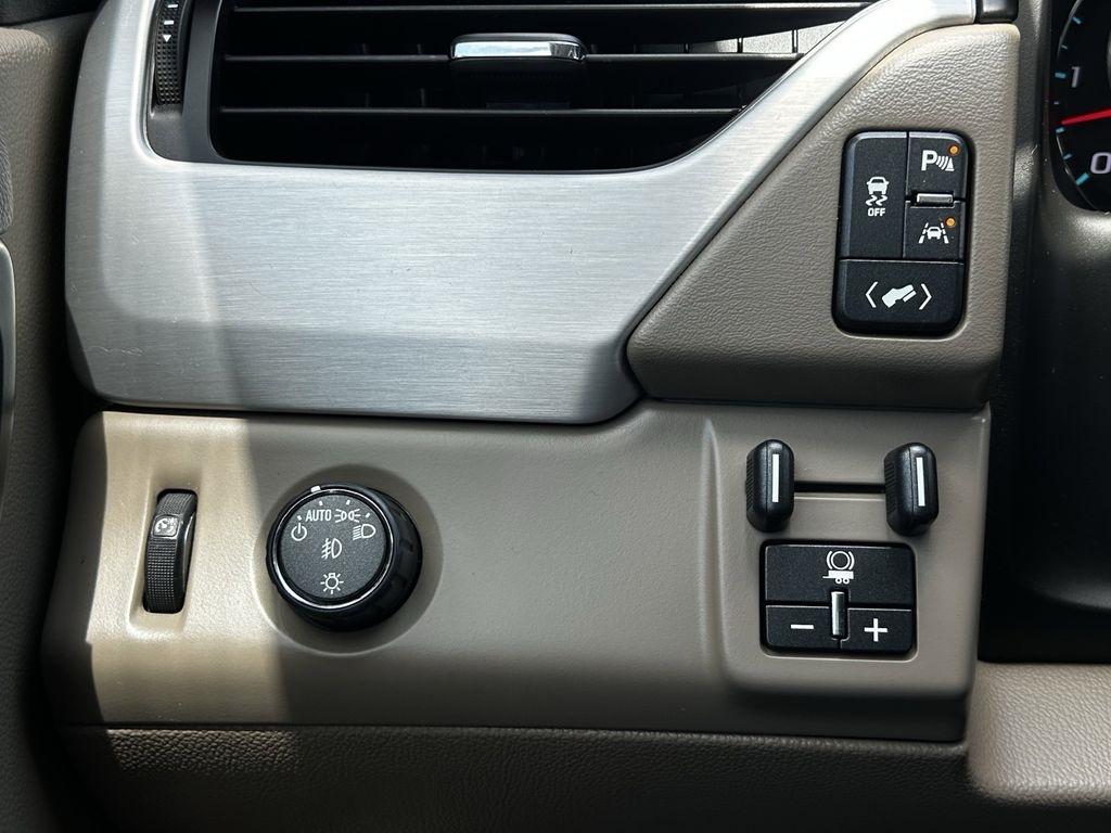 GMC Yukon XL SLT 2WD 2020