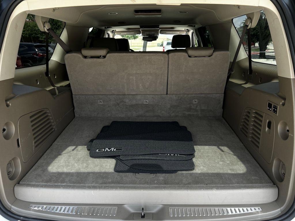 GMC Yukon XL SLT 2WD 2020