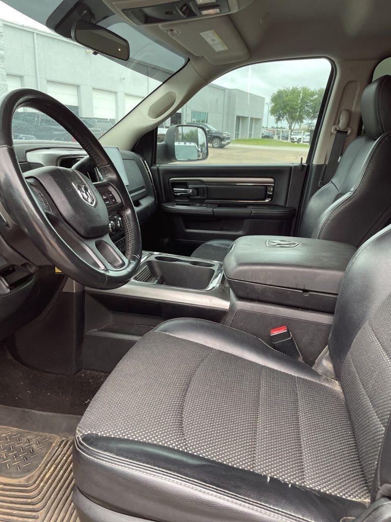 RAM 2500 SLT Crew Cab SWB 4WD 2018