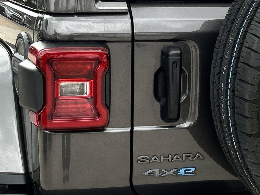 Jeep Wrangler 4xe Sahara 2025