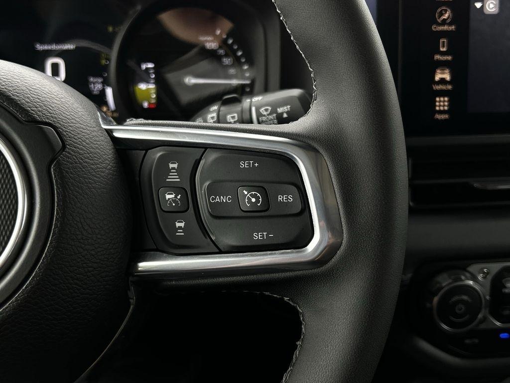 Jeep Wrangler 4xe Sahara 2025