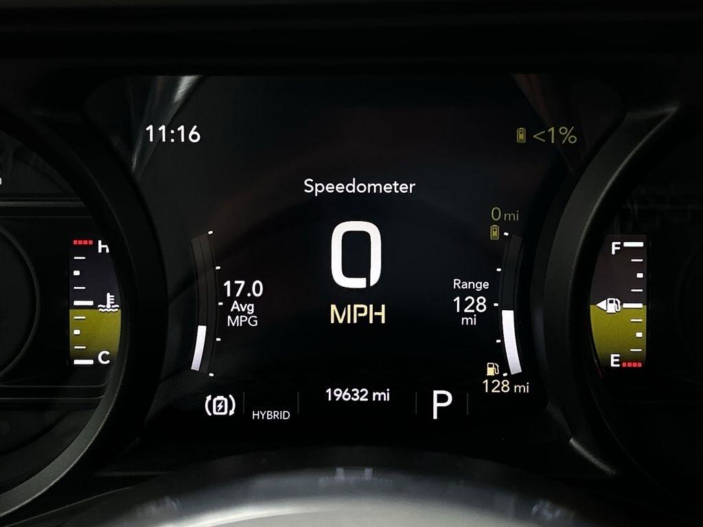 Jeep Wrangler 4xe Sahara 2025