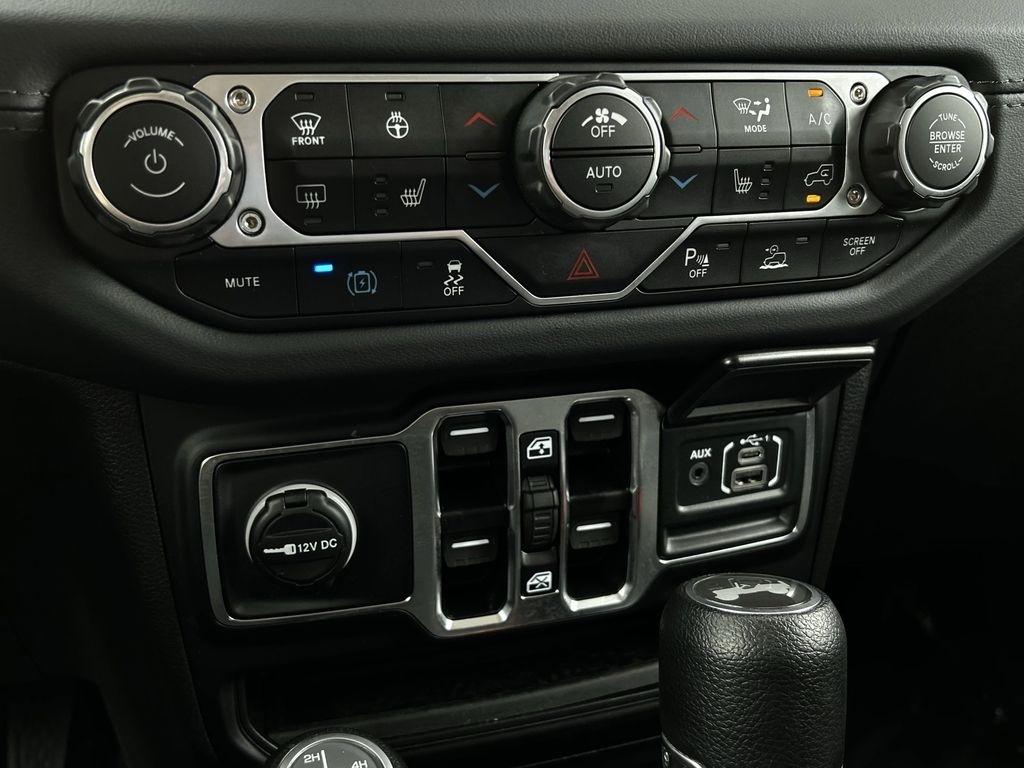 Jeep Wrangler 4xe Sahara 2025