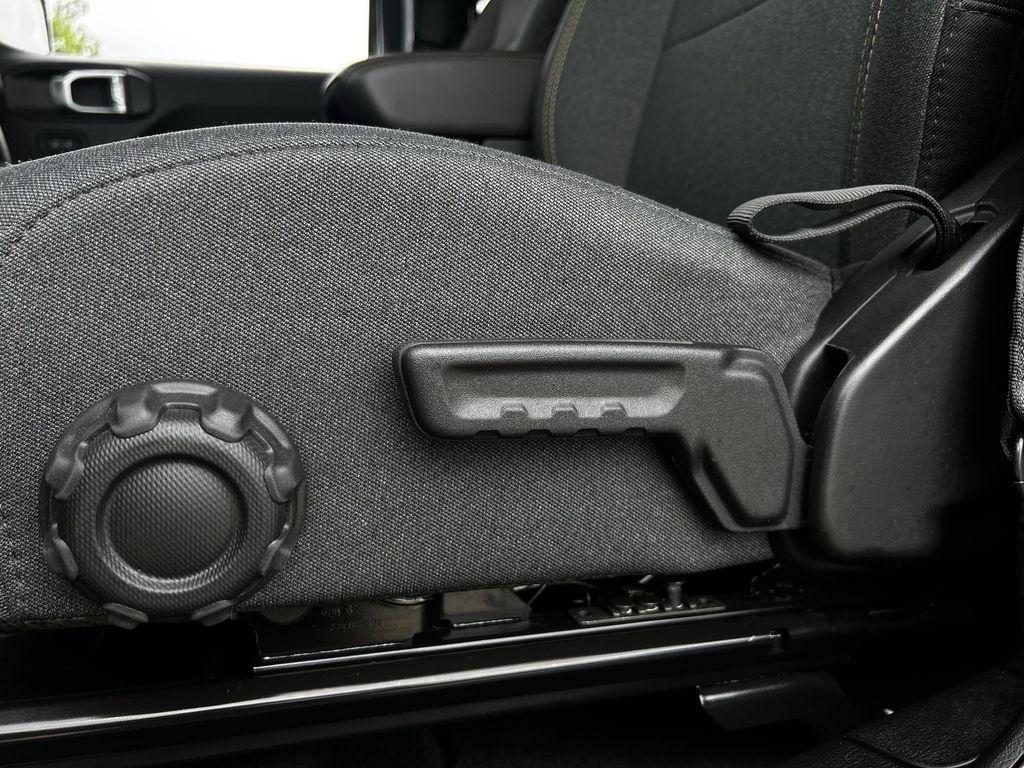 Jeep Wrangler 4xe Sahara 2025