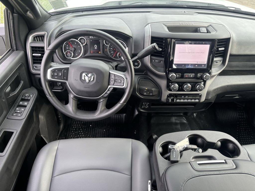 RAM 2500 Tradesman Crew Cab SWB 4WD 2026