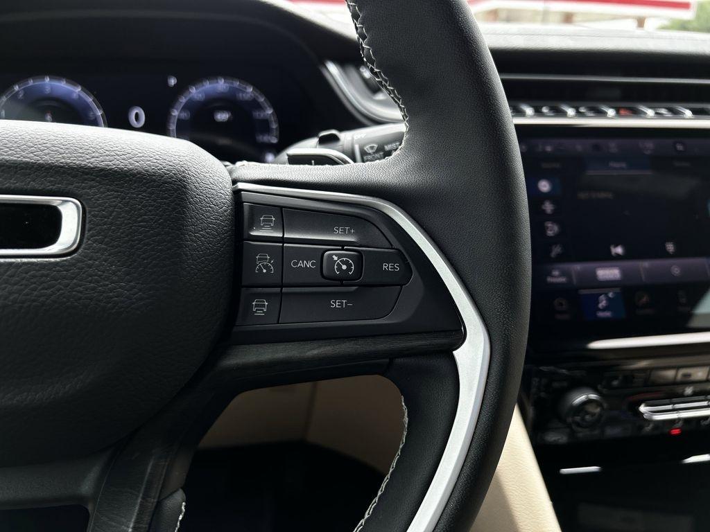 Jeep Grand Cherokee Limited 4WD 2025