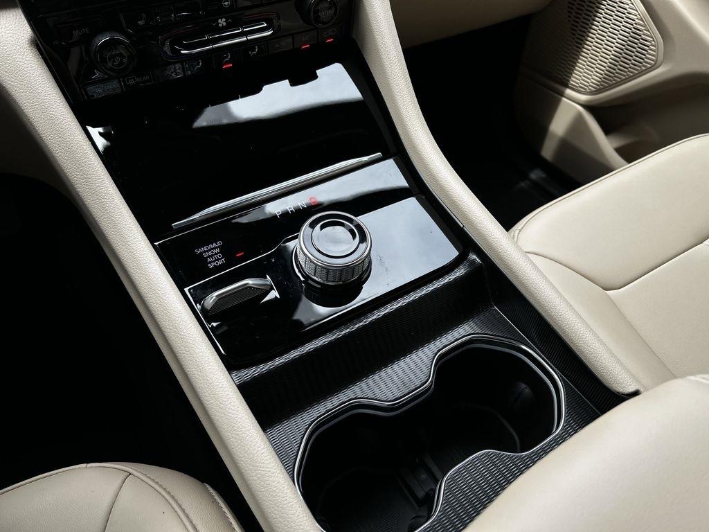 Jeep Grand Cherokee Limited 4WD 2025