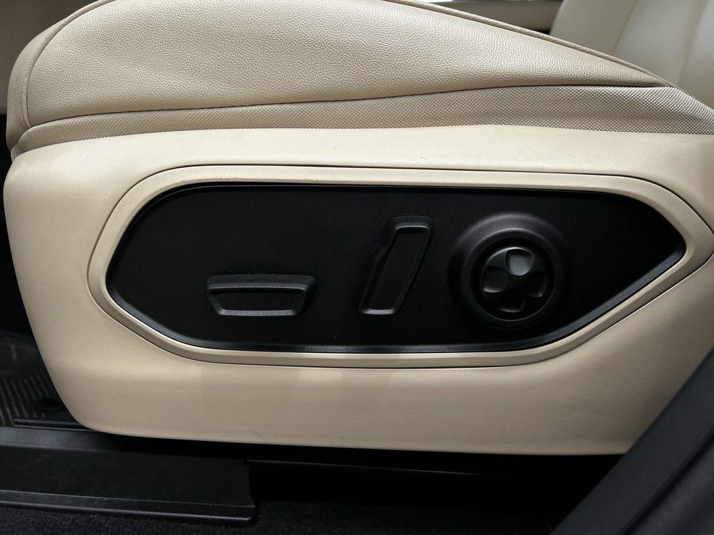 Jeep Grand Cherokee Limited 4WD 2025