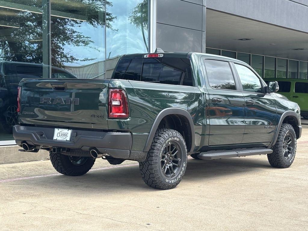 RAM 1500 Rebel Crew Cab SB 4WD 2026