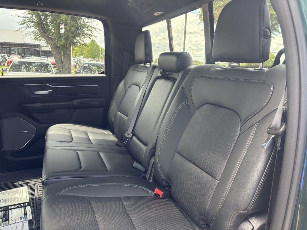 RAM 1500 Rebel Crew Cab SB 4WD 2026