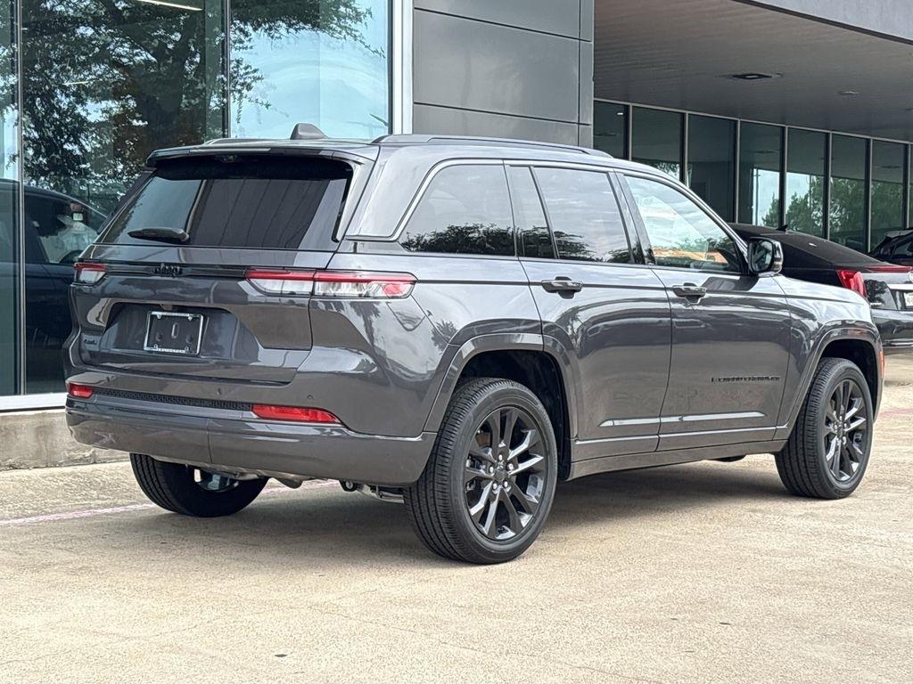 Jeep Grand Cherokee Limited 4WD 2026
