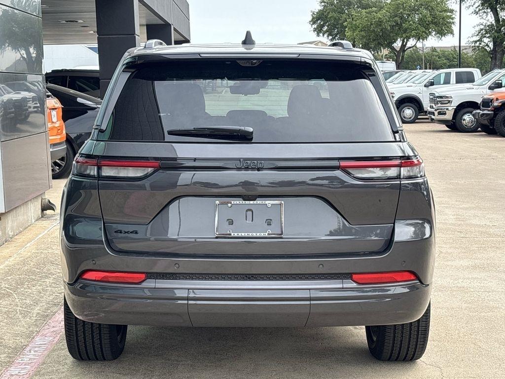 Jeep Grand Cherokee Limited 4WD 2026