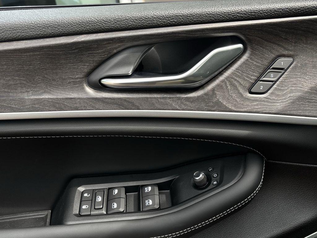 Jeep Grand Cherokee Limited 4WD 2026