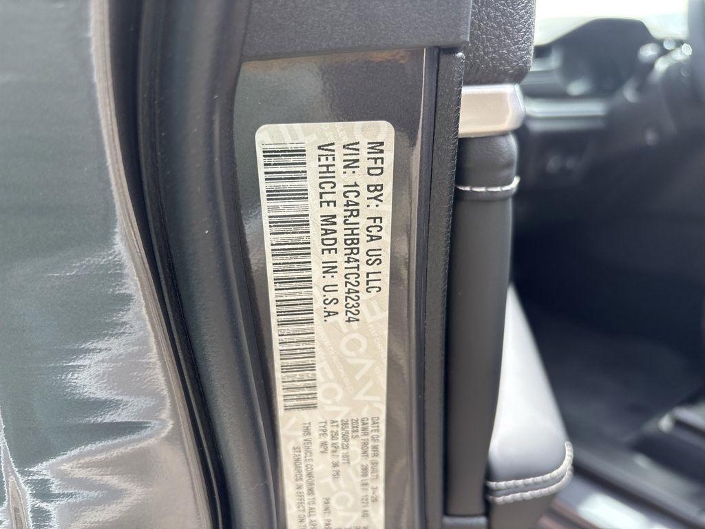 Jeep Grand Cherokee Limited 4WD 2026