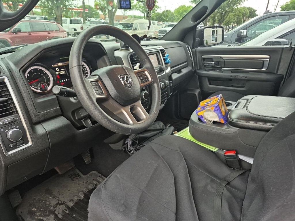 RAM 1500 SLT Quad Cab 4WD 2022