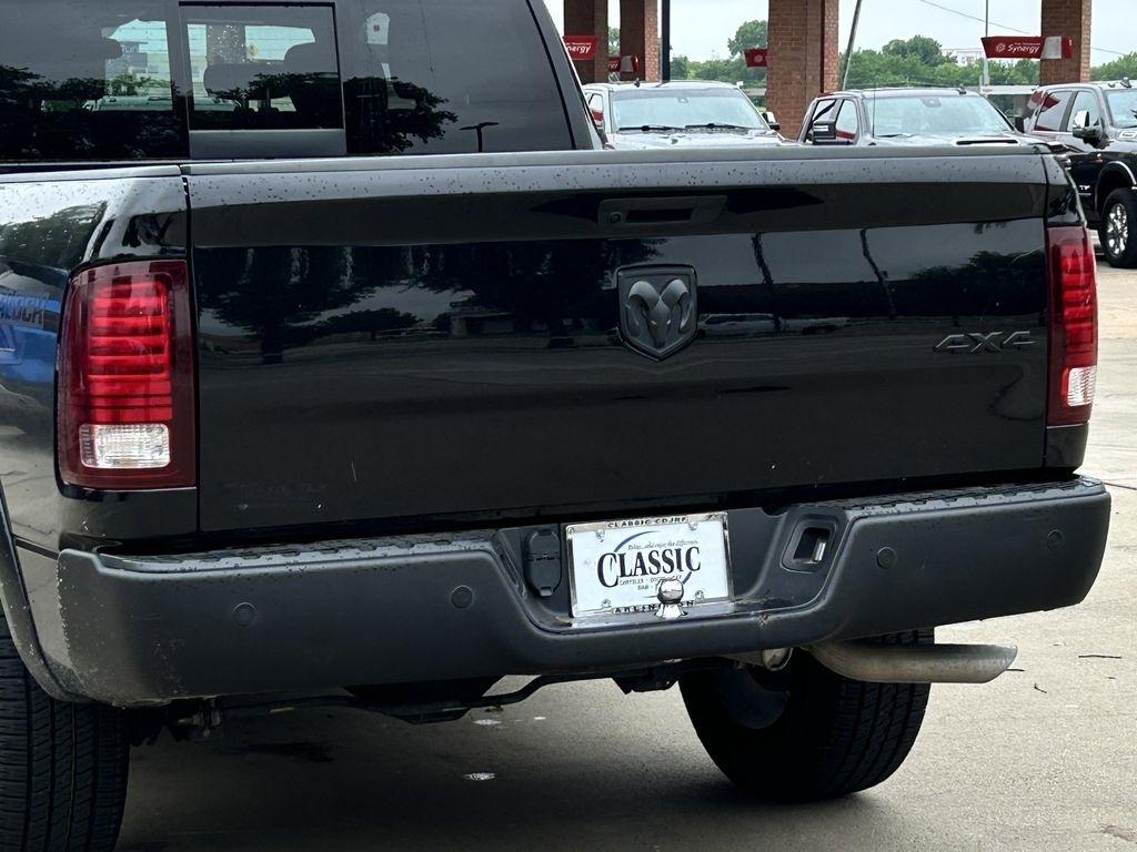 RAM 1500 SLT Quad Cab 4WD 2022