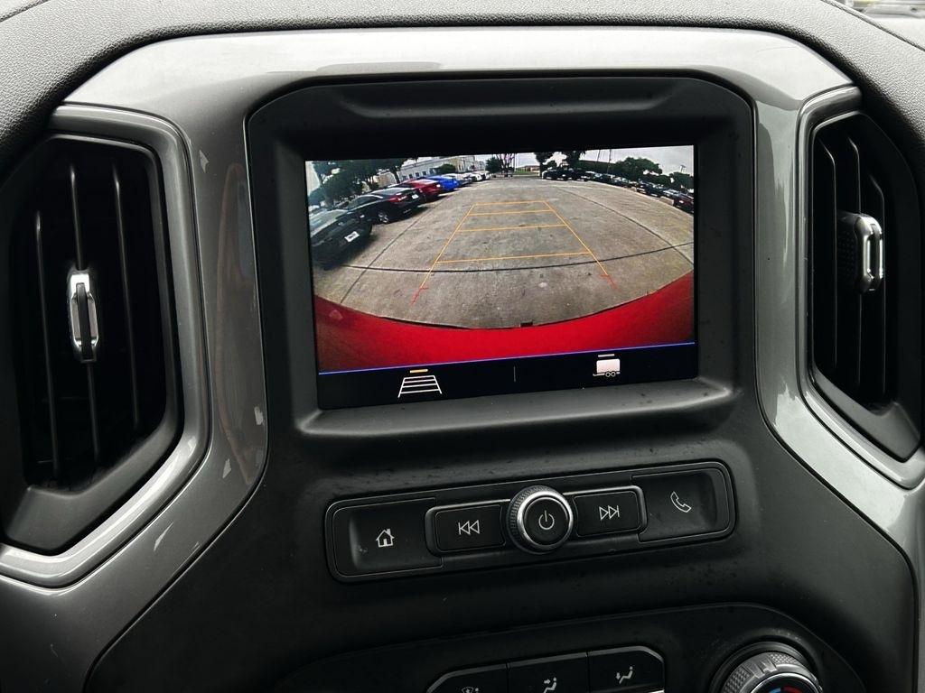 Chevrolet Silverado 1500 Custom Crew Cab Short Box 2WD 2021