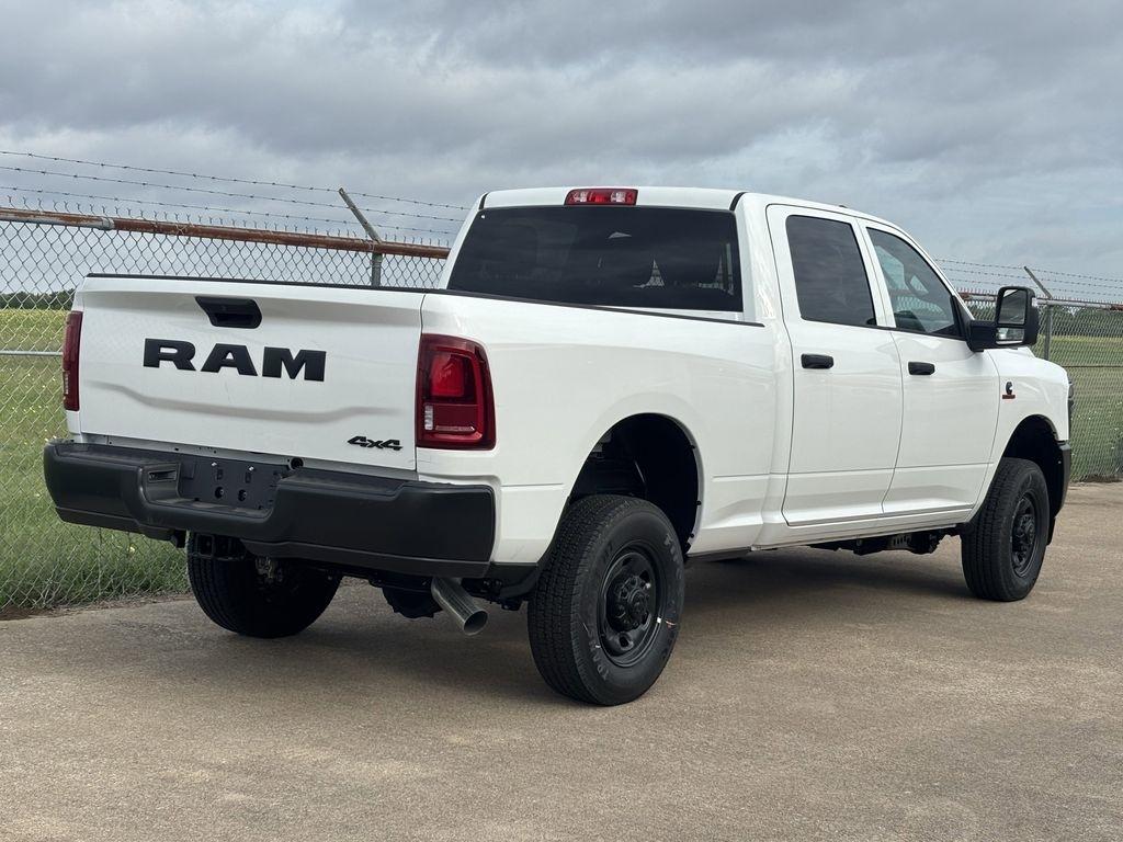 RAM 2500 Tradesman Crew Cab SWB 4WD 2026