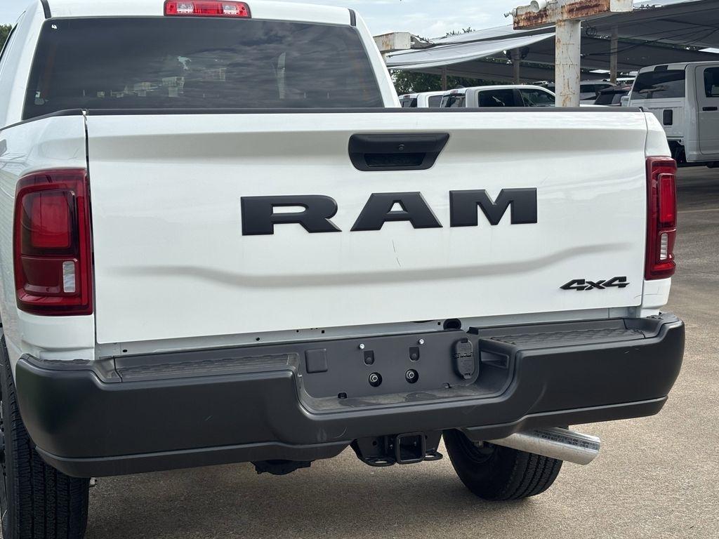 RAM 2500 Tradesman Crew Cab SWB 4WD 2026