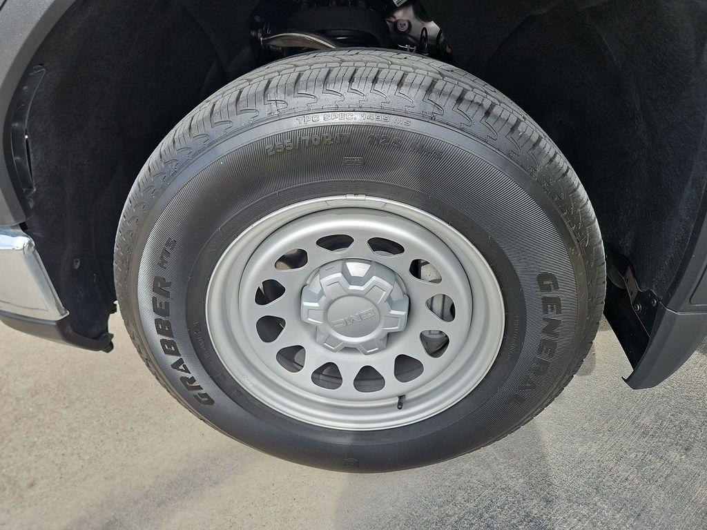 GMC Sierra 1500 Pro Crew Cab Short Box 4WD 2024