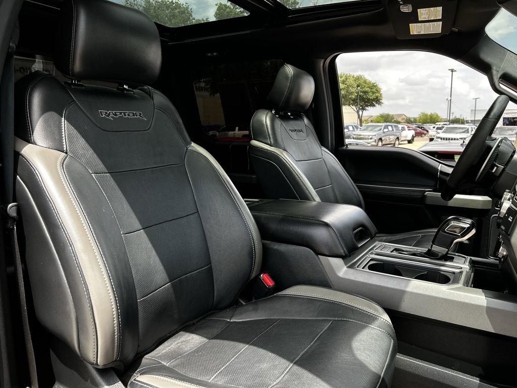 Ford F-150 Raptor SuperCrew 4WD 2017