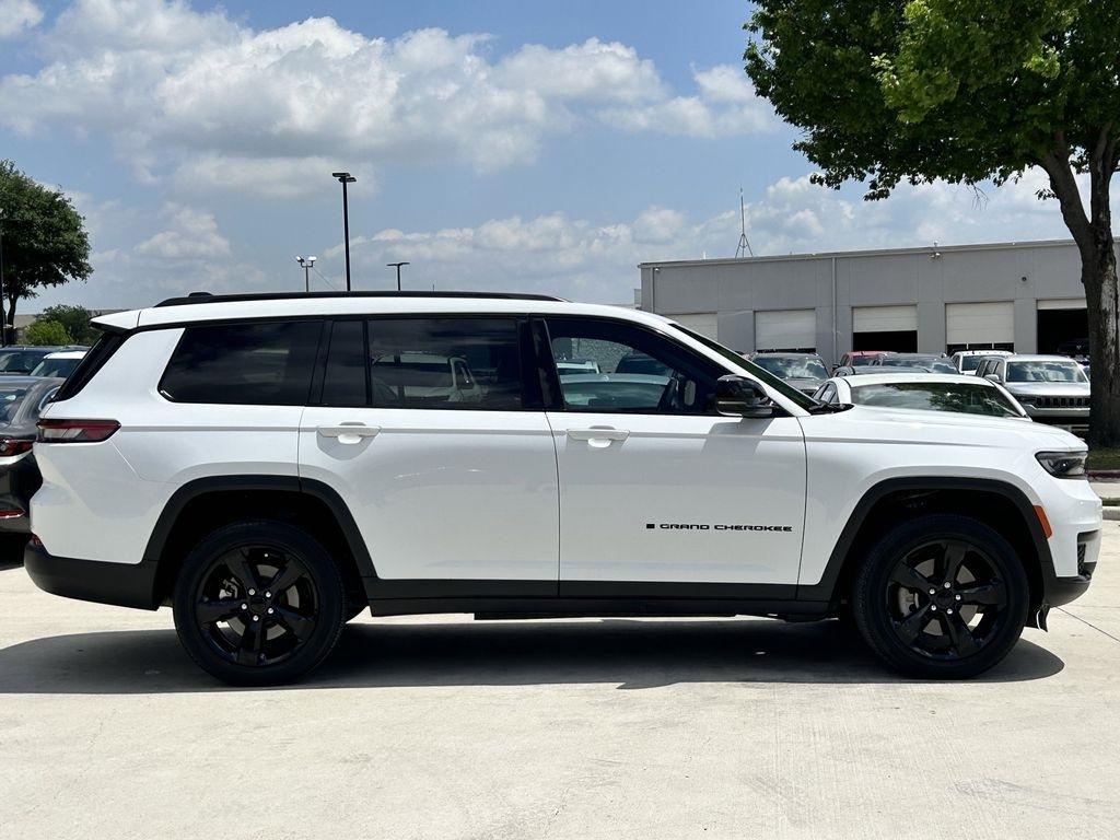 Jeep Grand Cherokee L Laredo 2023