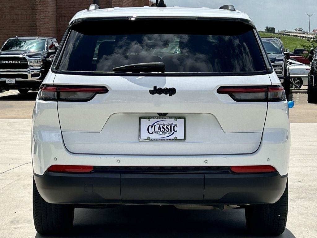 Jeep Grand Cherokee L Laredo 2023