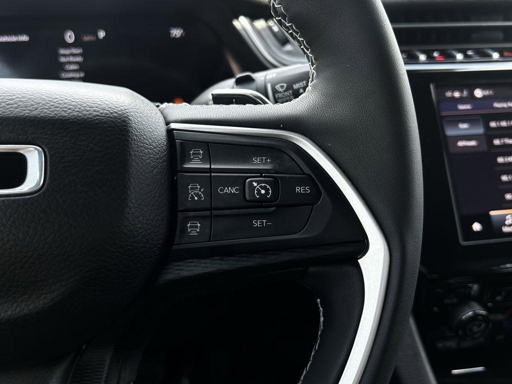 Jeep Grand Cherokee L Laredo 2023