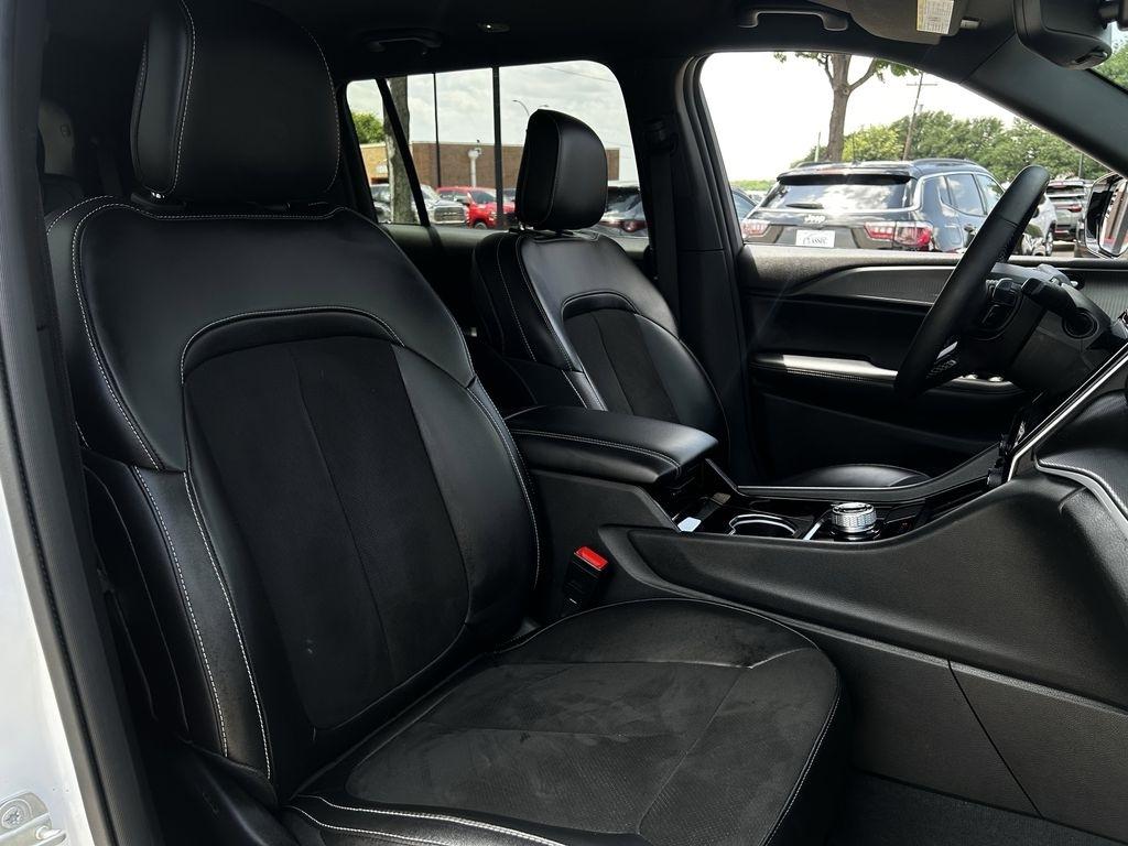 Jeep Grand Cherokee L Laredo 2023