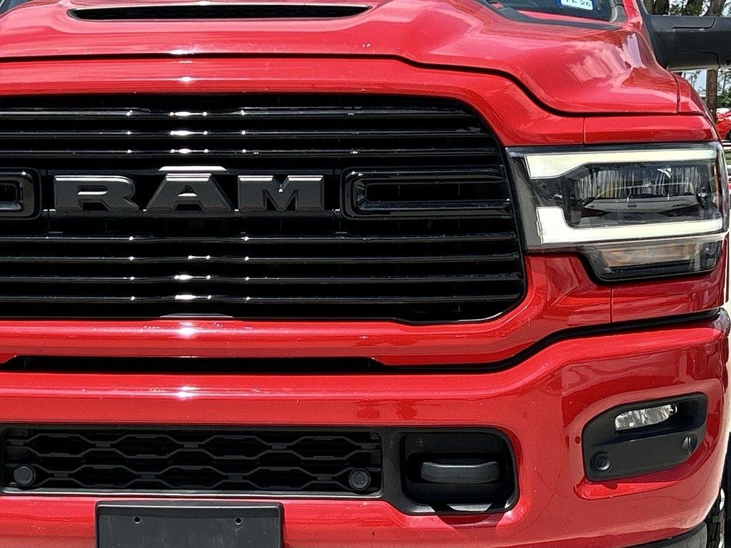 RAM 3500 Laramie Crew Cab LWB 4WD DRW 2024