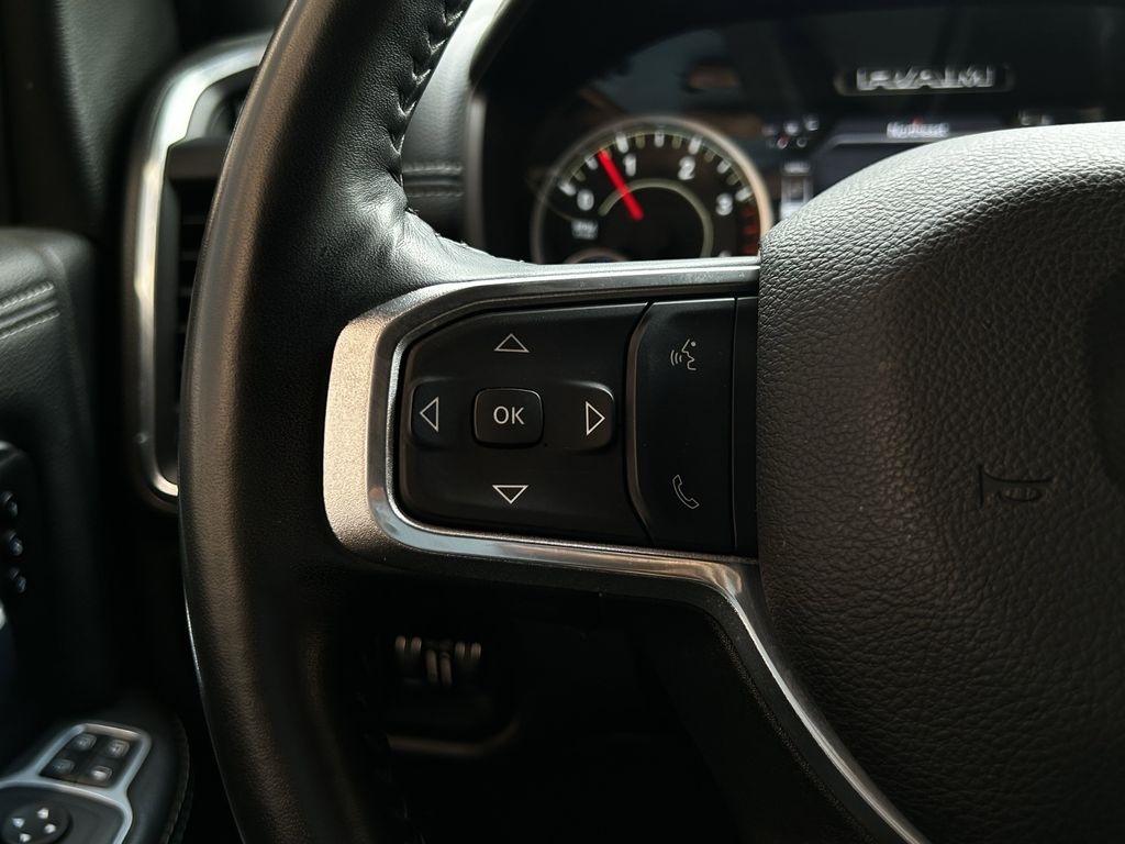 RAM 3500 Laramie Crew Cab LWB 4WD DRW 2024