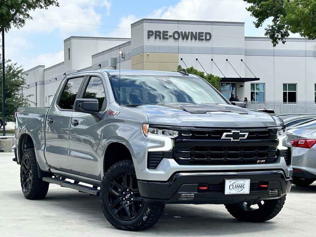 Chevrolet Silverado 1500 Trail Boss LT Crew Cab 4WD 2025