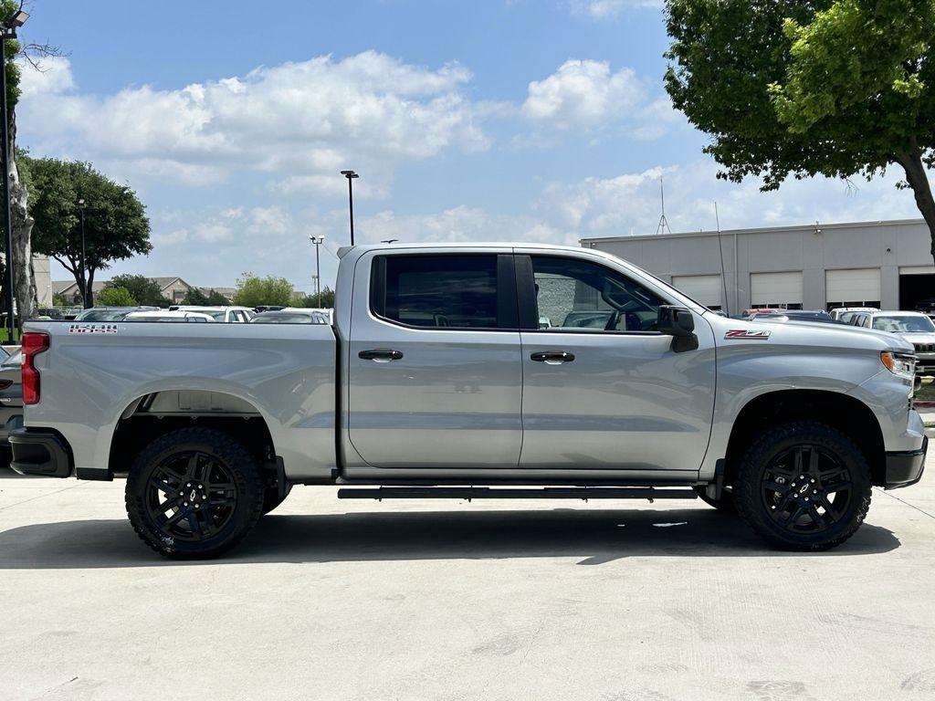 Chevrolet Silverado 1500 Trail Boss LT Crew Cab 4WD 2025