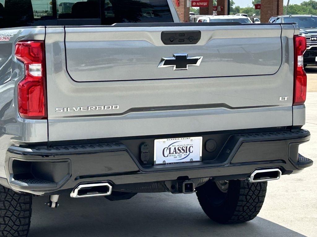 Chevrolet Silverado 1500 Trail Boss LT Crew Cab 4WD 2025