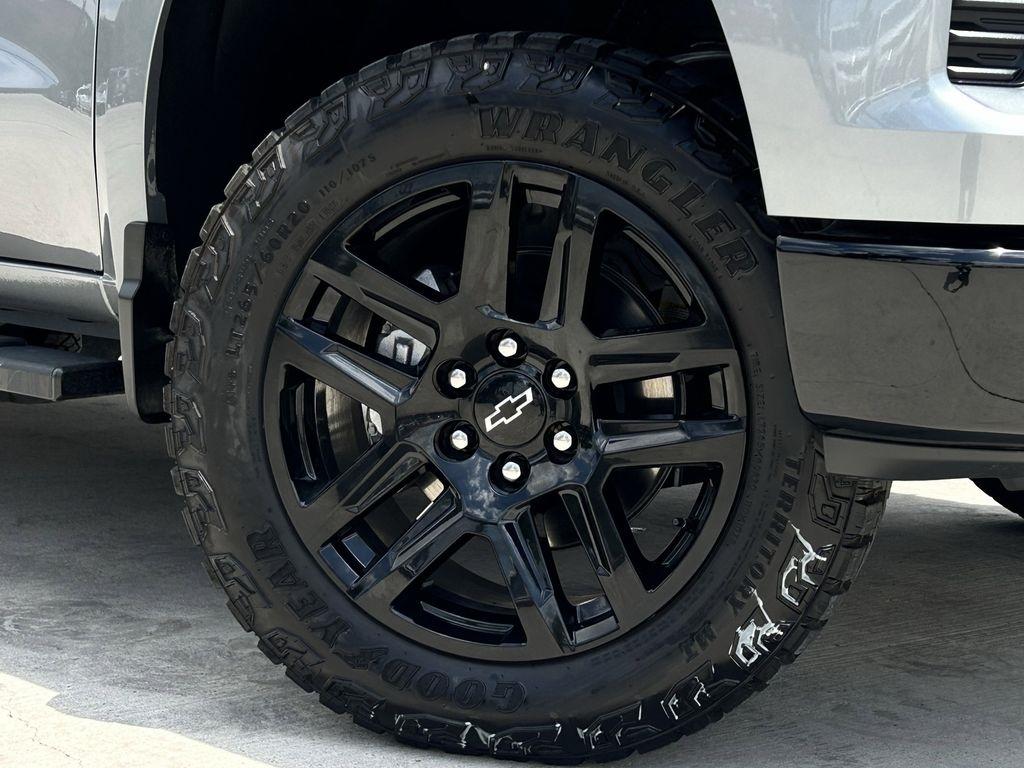 Chevrolet Silverado 1500 Trail Boss LT Crew Cab 4WD 2025