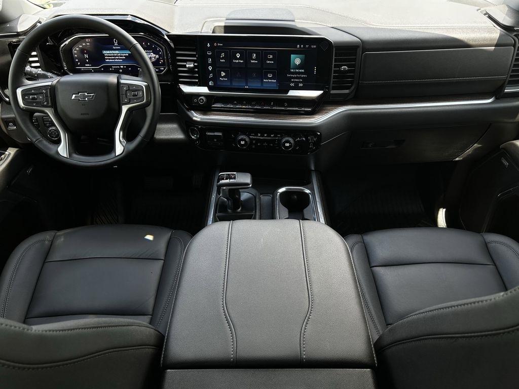 Chevrolet Silverado 1500 Trail Boss LT Crew Cab 4WD 2025