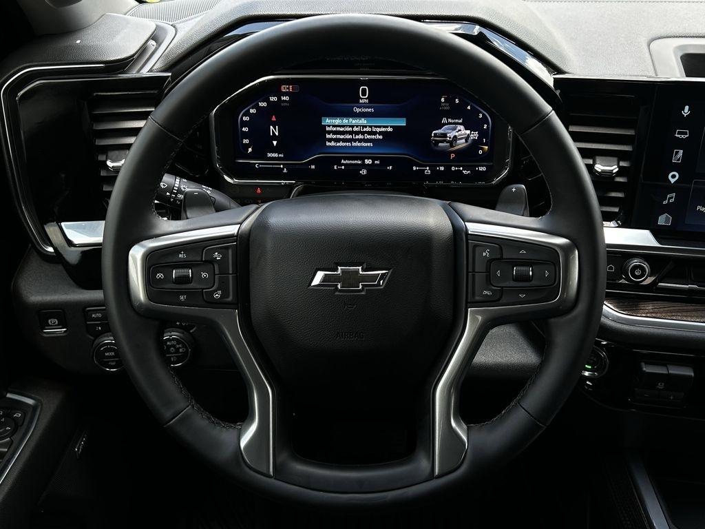 Chevrolet Silverado 1500 Trail Boss LT Crew Cab 4WD 2025