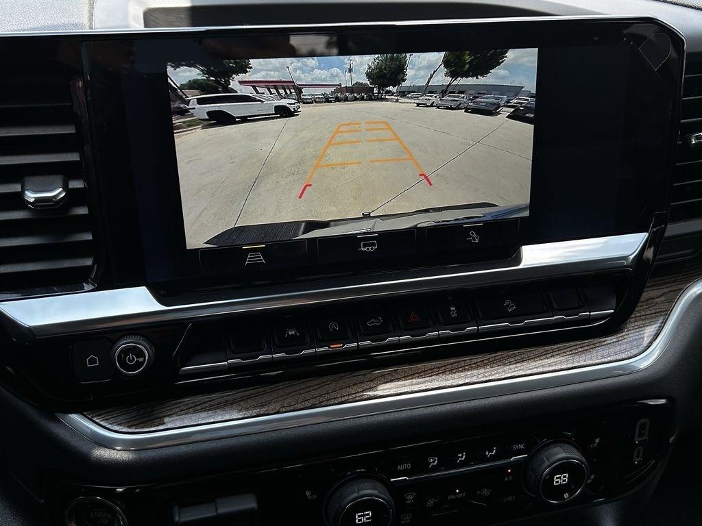 Chevrolet Silverado 1500 Trail Boss LT Crew Cab 4WD 2025