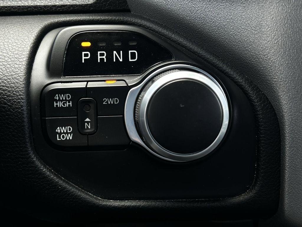 RAM 2500 Tradesman Crew Cab SWB 4WD 2024